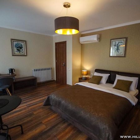 Hills Batumi Hotel ภายนอก รูปภาพ