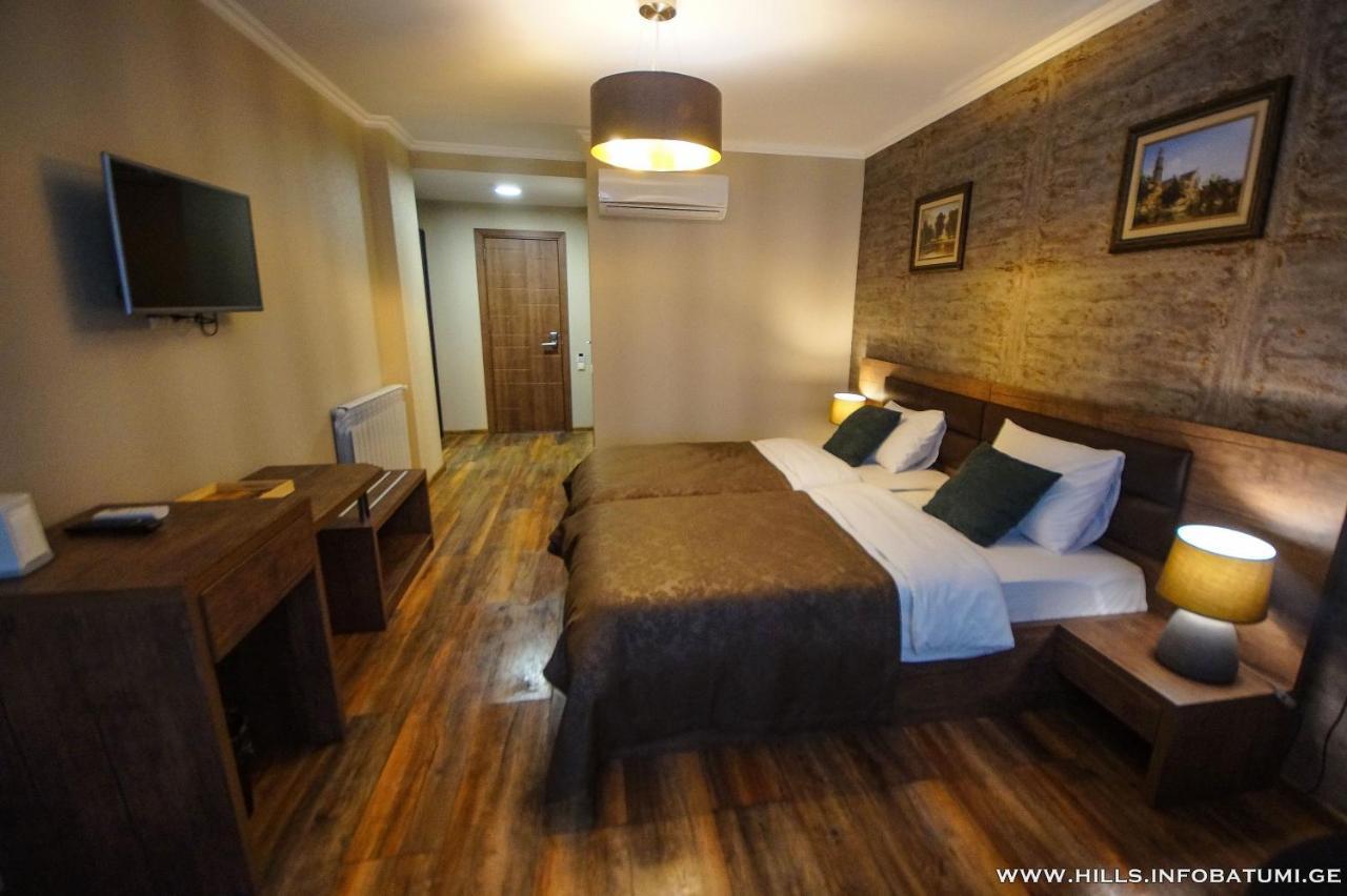 Hills Batumi Hotel ภายนอก รูปภาพ