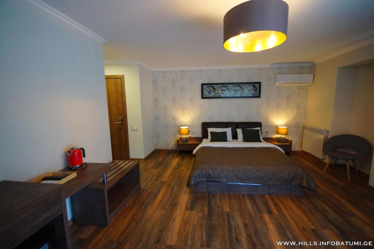 Hills Batumi Hotel ภายนอก รูปภาพ